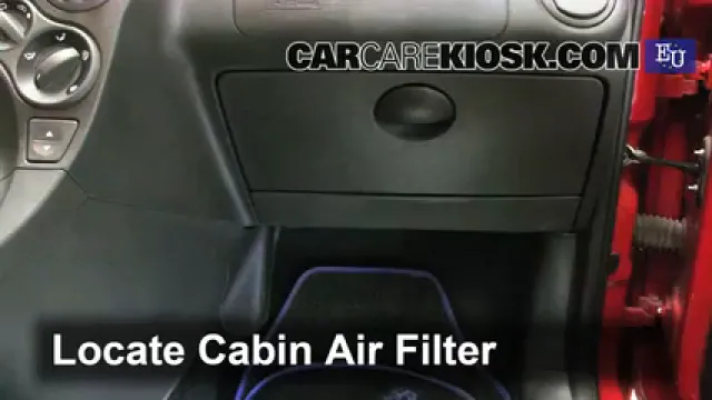 2010 Fiat Panda Active 1.2L 4 Cyl. Filtre à air (intérieur) Changement